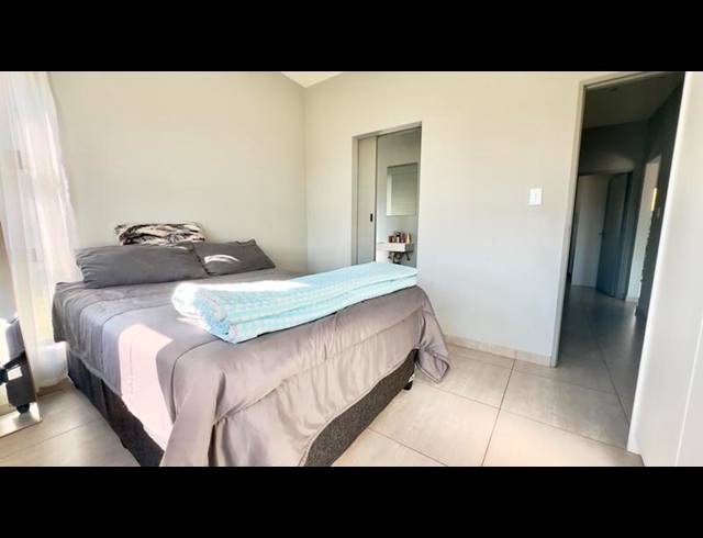 2 BEDROOM APARTMENT FOR SALE IN HILTON CENTRAL